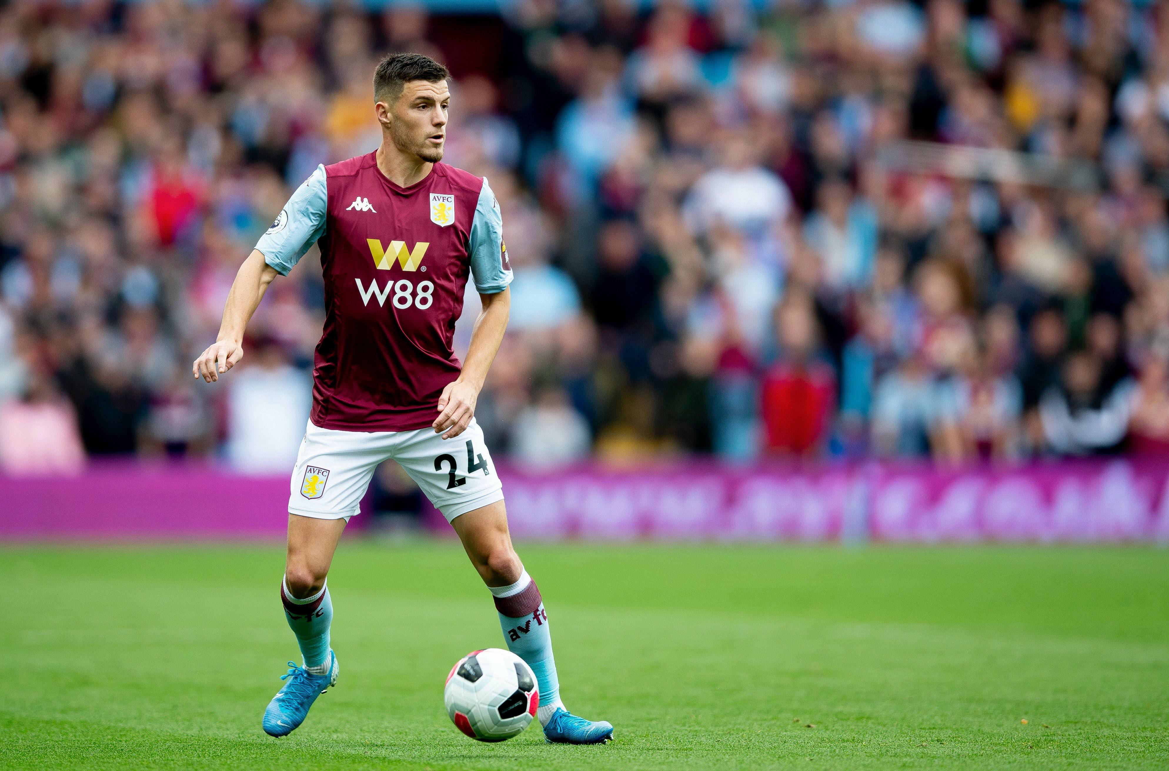 半岛登录入口 -英联赛杯托特纳姆热刺对阵利物浦